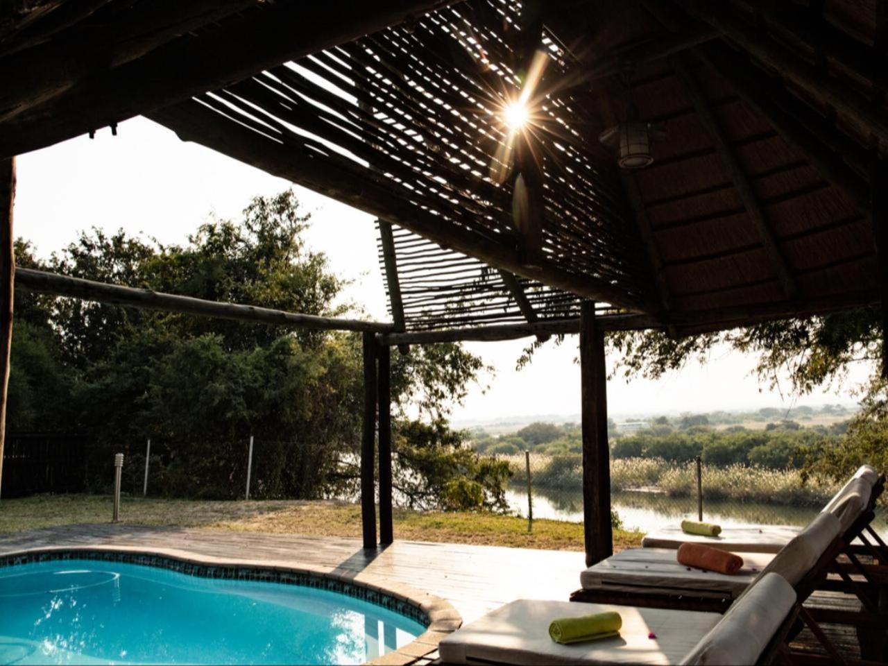 Kayova River Lodge Ndiyona ภายนอก รูปภาพ