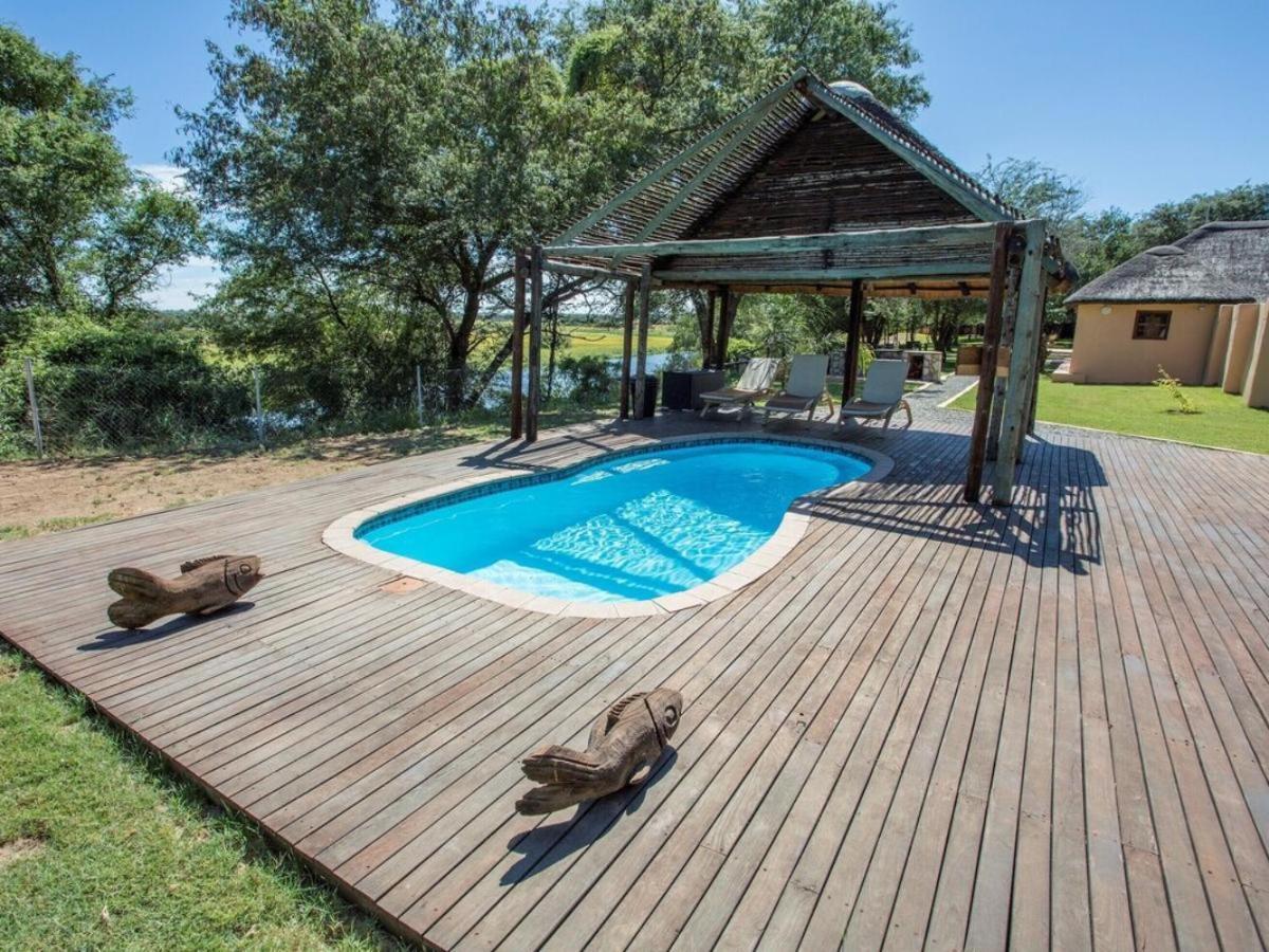 Kayova River Lodge Ndiyona ภายนอก รูปภาพ