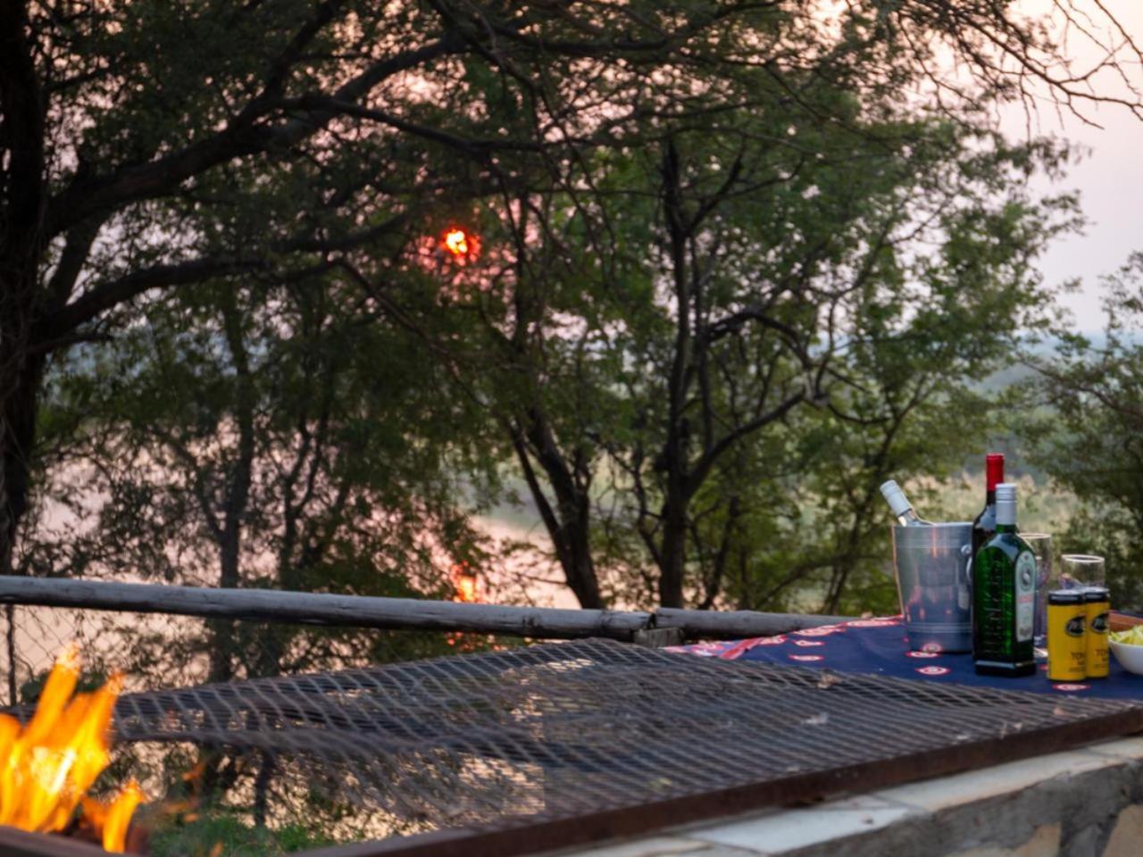 Kayova River Lodge Ndiyona ภายนอก รูปภาพ