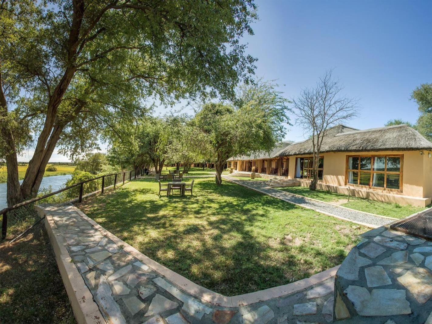 Kayova River Lodge Ndiyona ภายนอก รูปภาพ